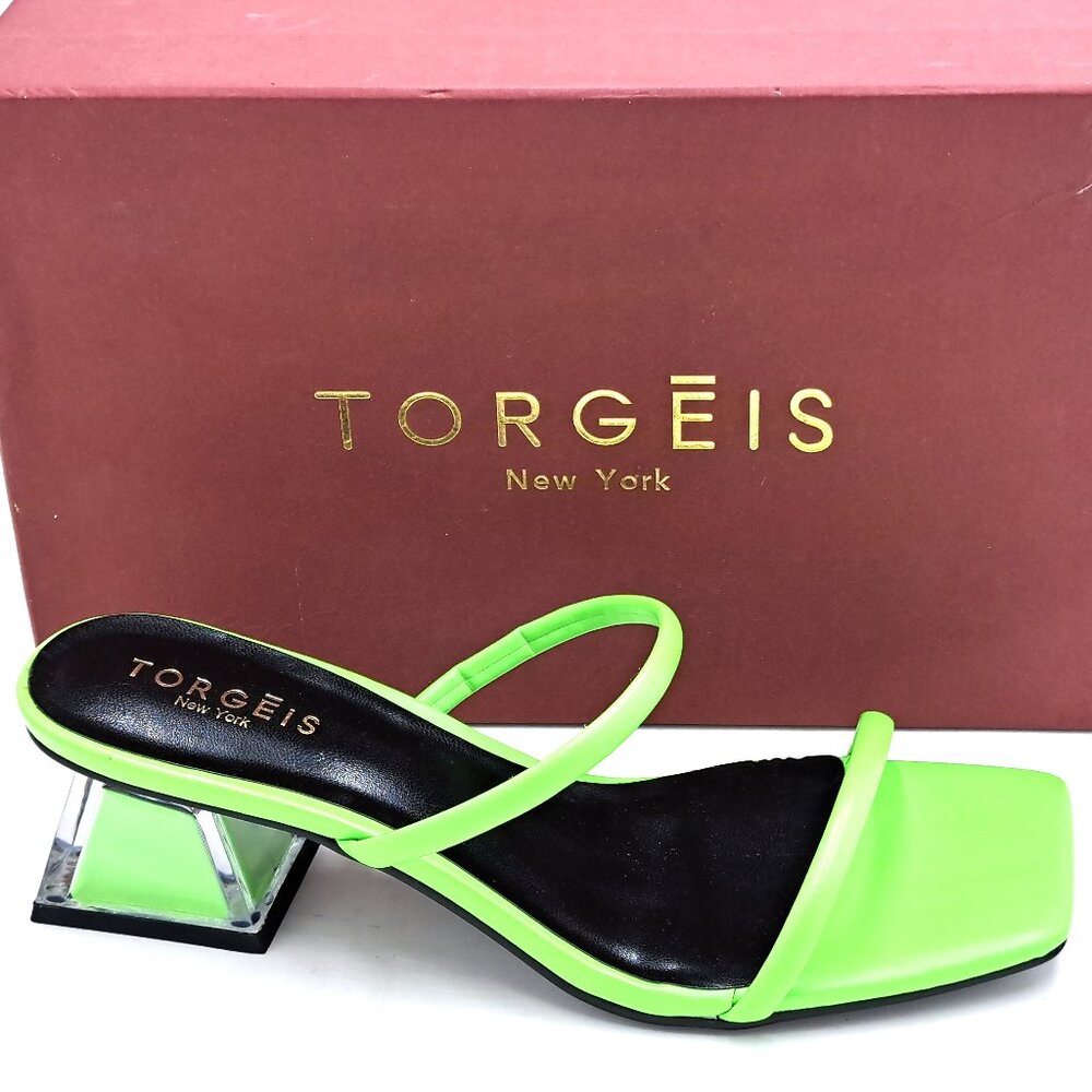 Torgeis Peace Lilly - Size 8